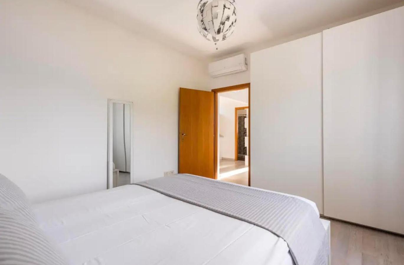Assenza Lake Front Sweet Apartment Brenzone sul Garda Bagian luar foto