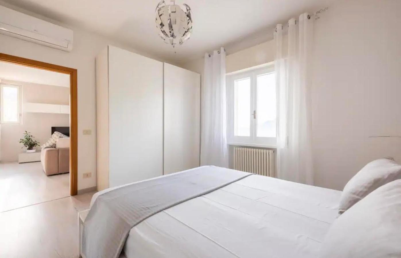 Assenza Lake Front Sweet Apartment Brenzone sul Garda Bagian luar foto
