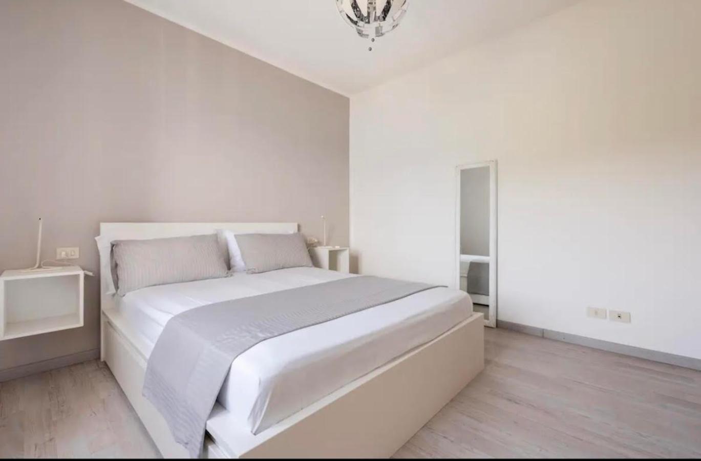 Assenza Lake Front Sweet Apartment Brenzone sul Garda Bagian luar foto